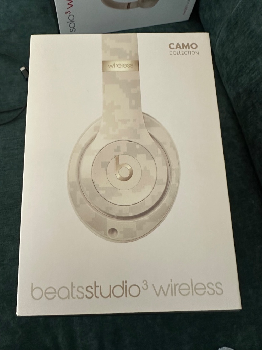 Beats Studio3 Wireless Camo Collection Sand Dune